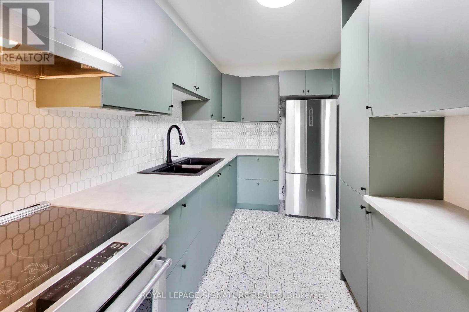 408 - 1 Massey Square, Toronto, Ontario  M4C 5L4 - Photo 22 - E14090168