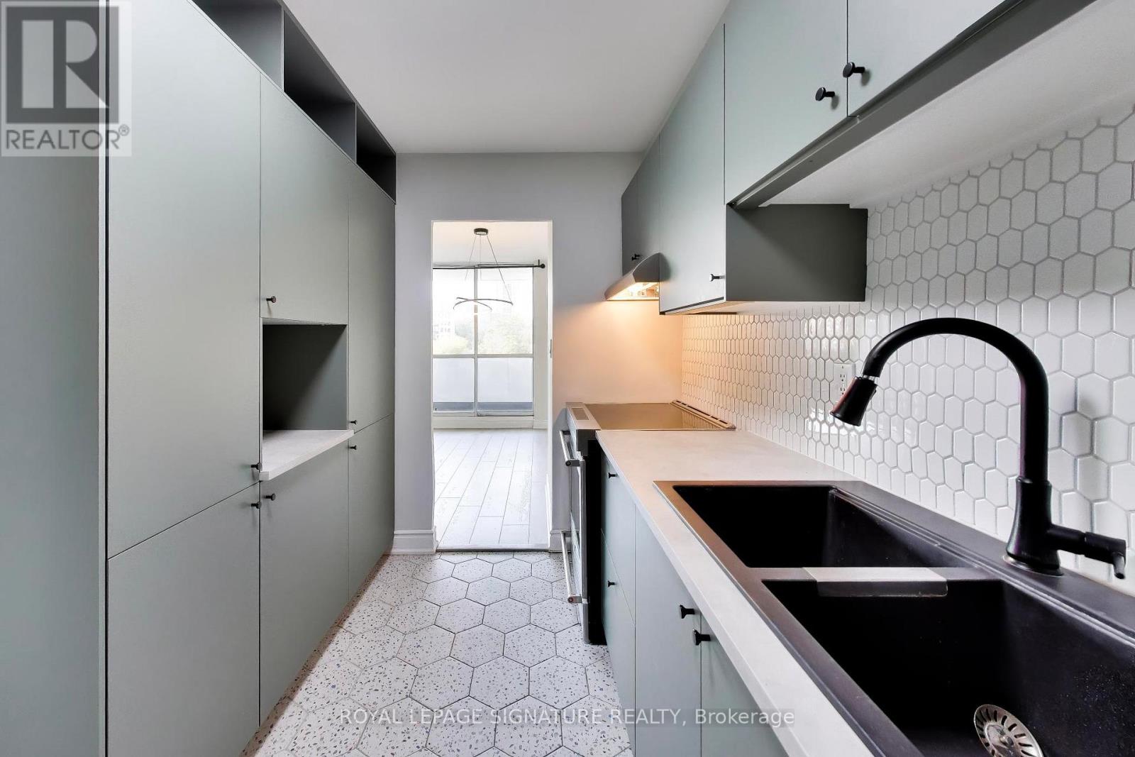 408 - 1 Massey Square, Toronto, Ontario  M4C 5L4 - Photo 24 - E14090168