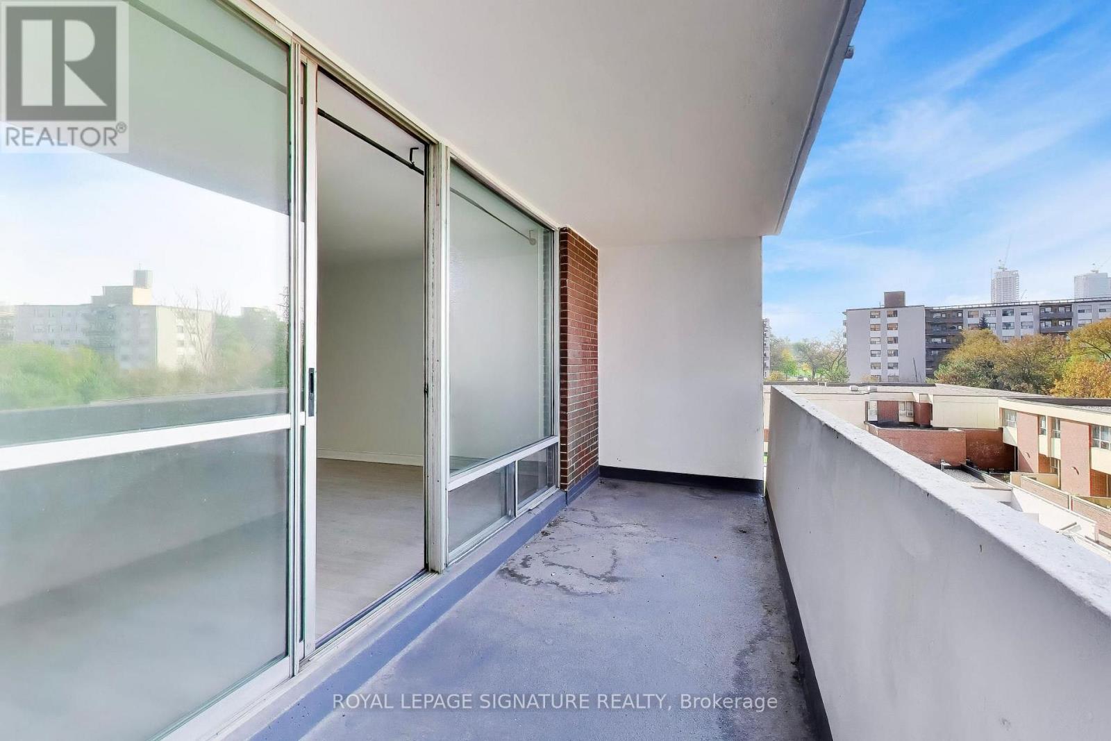 408 - 1 Massey Square, Toronto, Ontario  M4C 5L4 - Photo 34 - E14090168