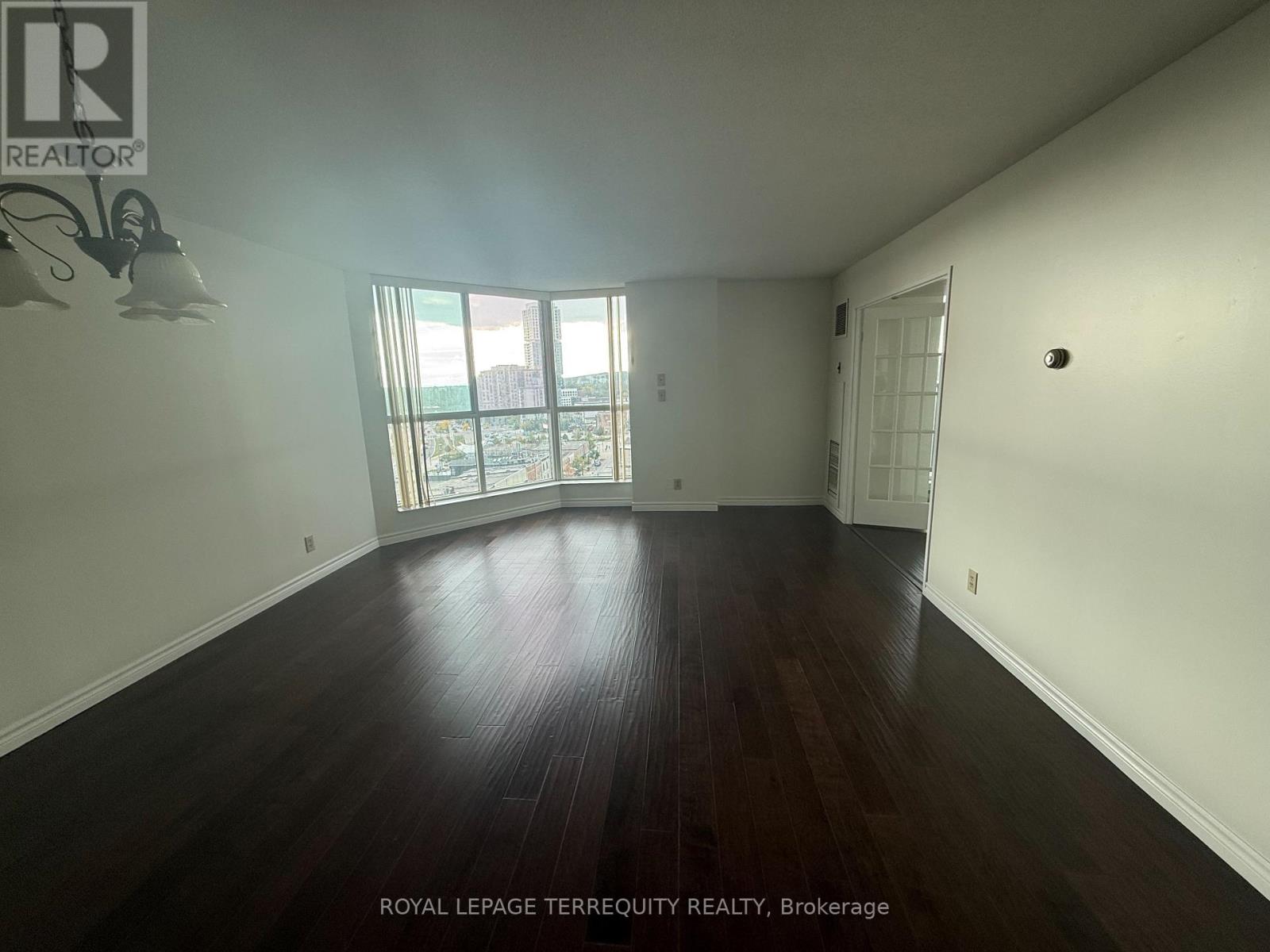 1005 - 140 Dunlop Street E, Barrie, Ontario  L4M 6H9 - Photo 4 - S14090134
