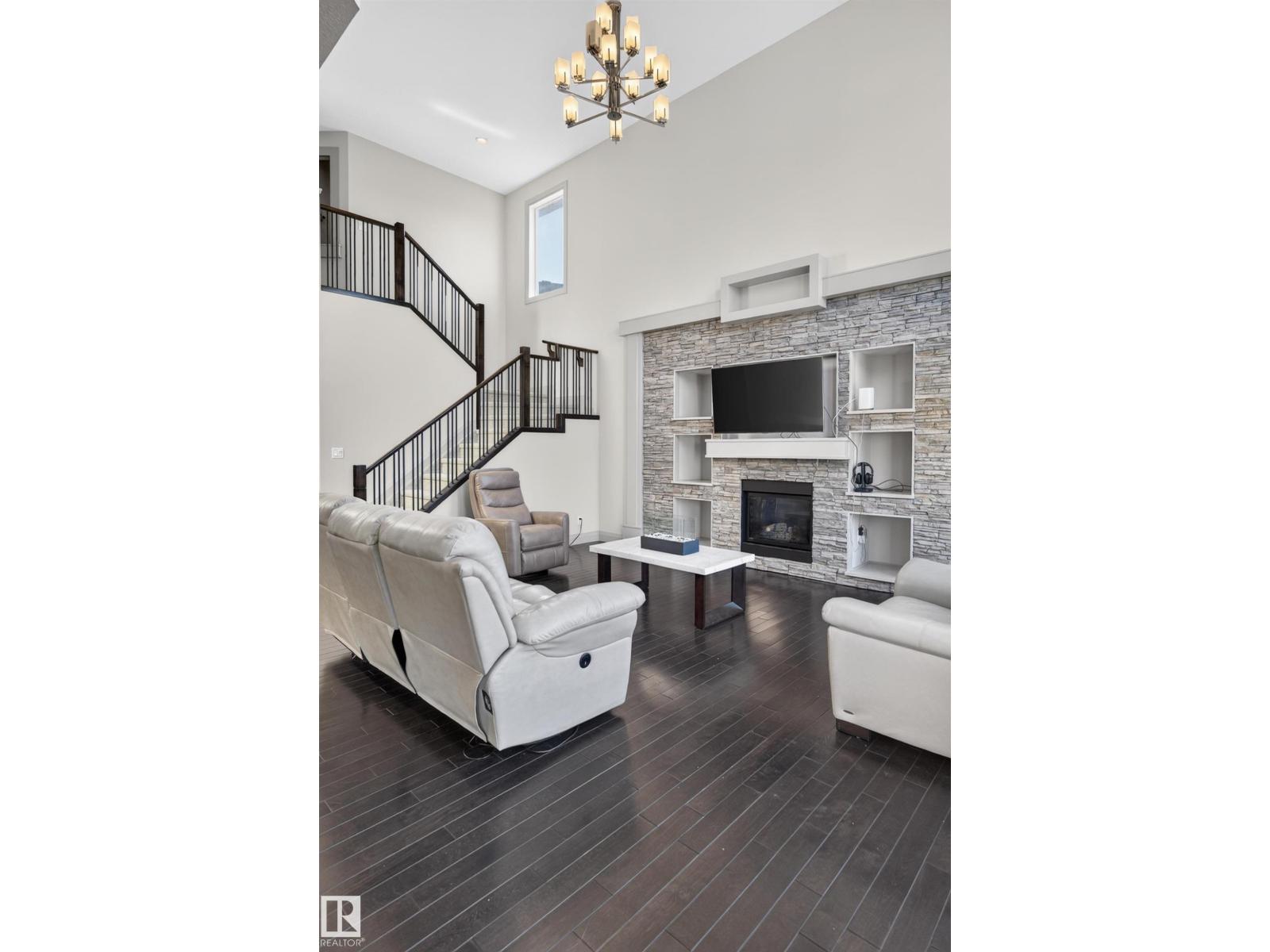 2433 ASHCRAFT CR SW