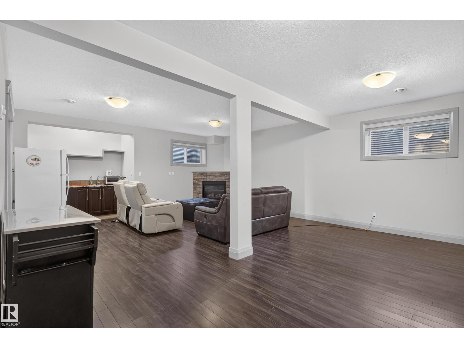 2433 ASHCRAFT CR SW