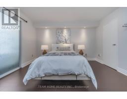 604 - 300 WEBB DRIVE, Mississauga, Ontario