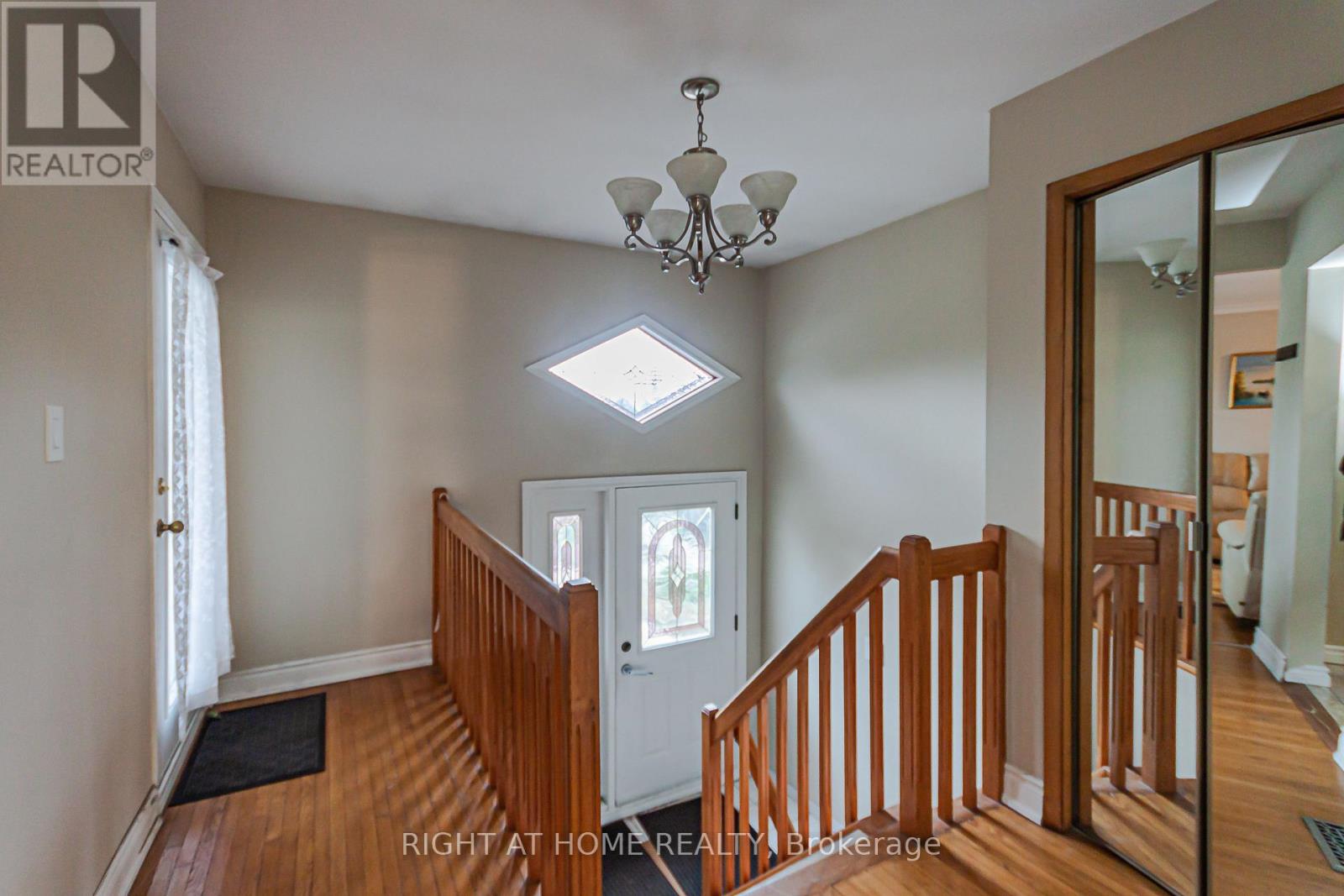 131 Button Road, Vaughan, Ontario  L4L 1J9 - Photo 2 - N14083776