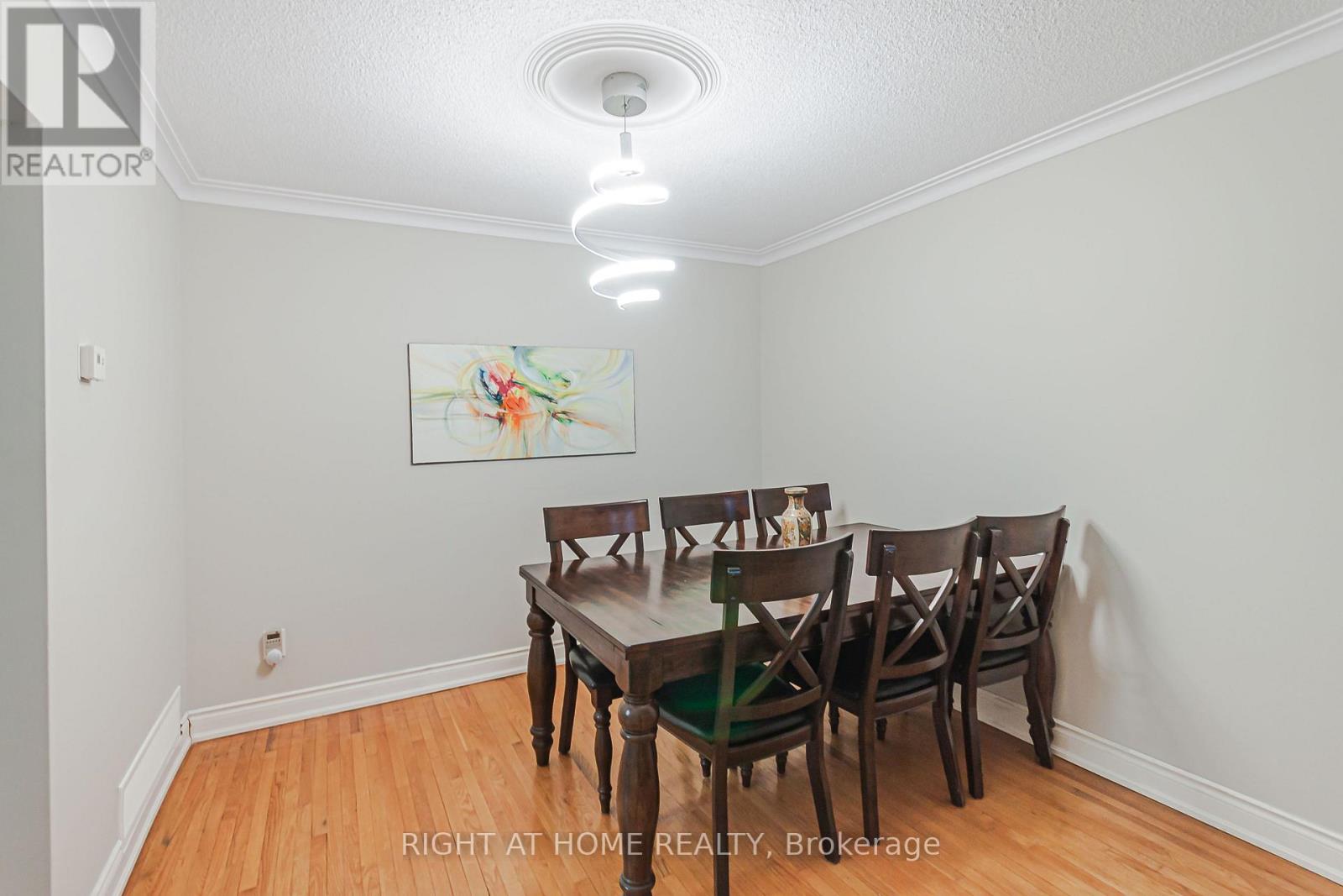131 Button Road, Vaughan, Ontario  L4L 1J9 - Photo 5 - N14083776