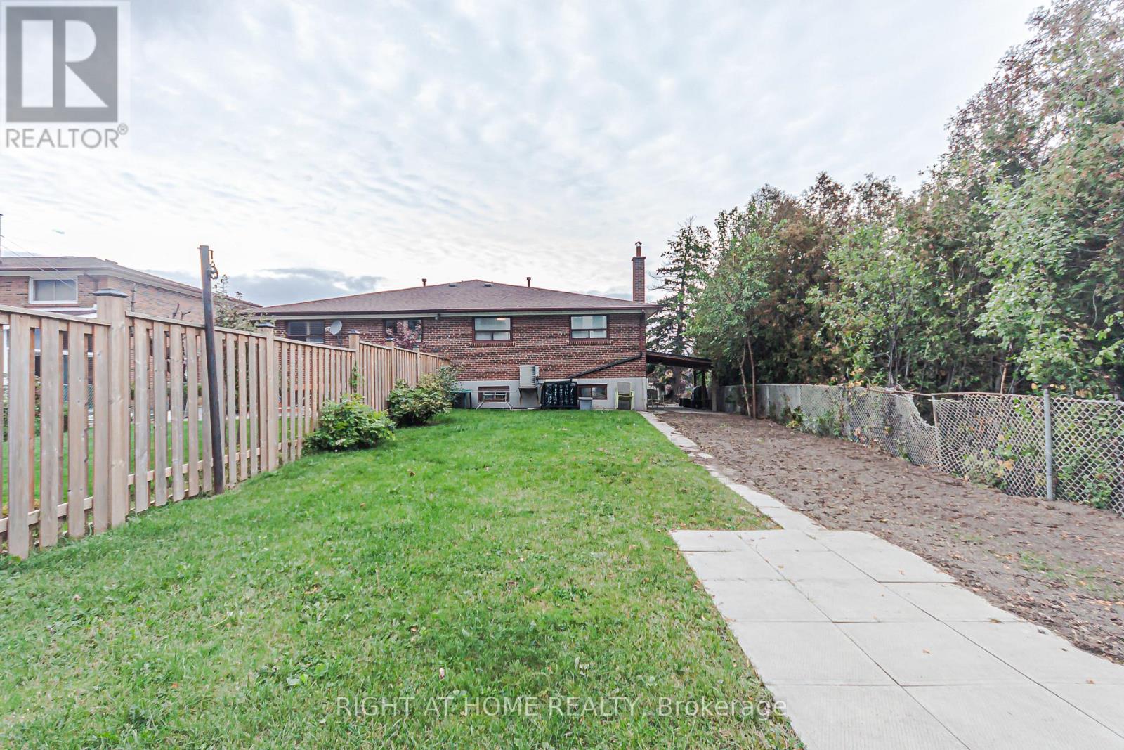 131 Button Road, Vaughan, Ontario  L4L 1J9 - Photo 20 - N14083776