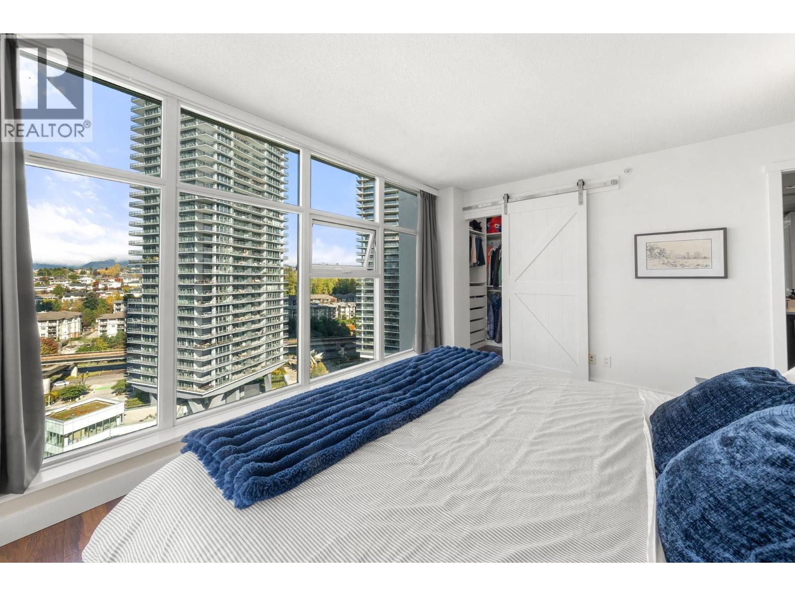 2601 2289 YUKON CRESCENT