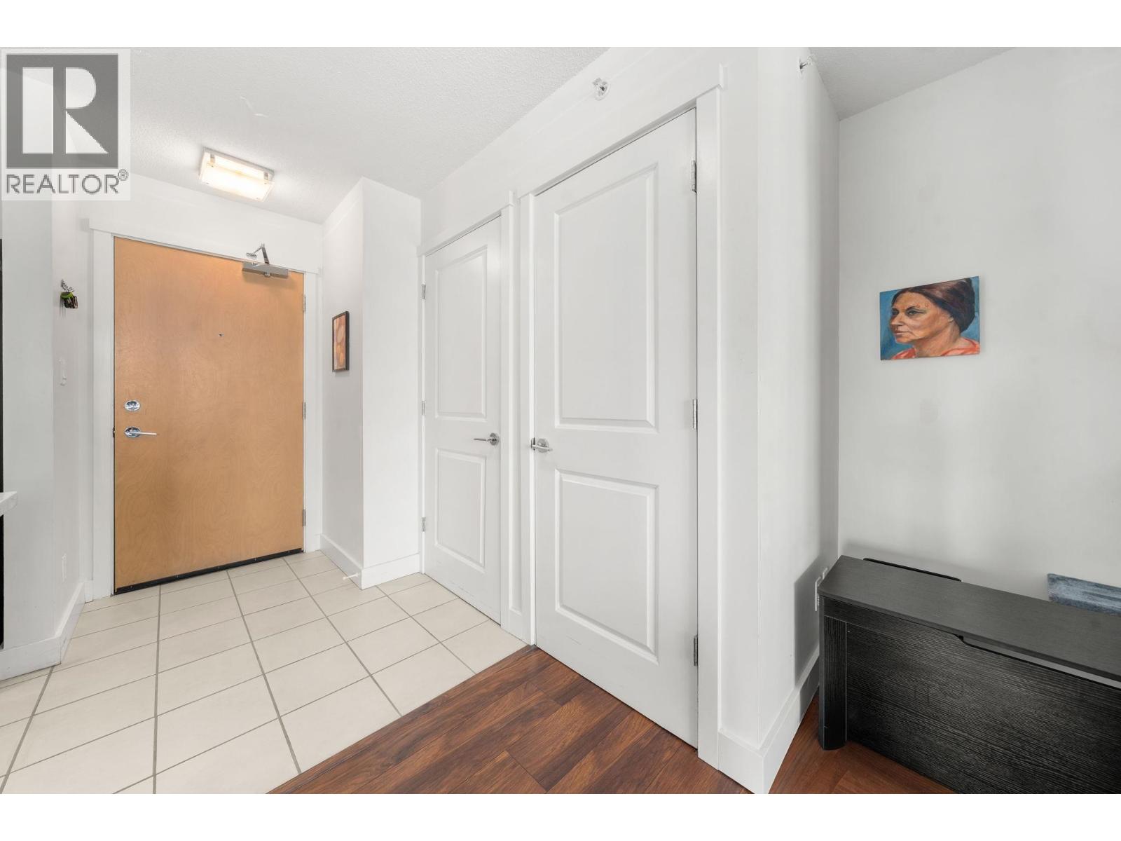 2601 2289 YUKON CRESCENT