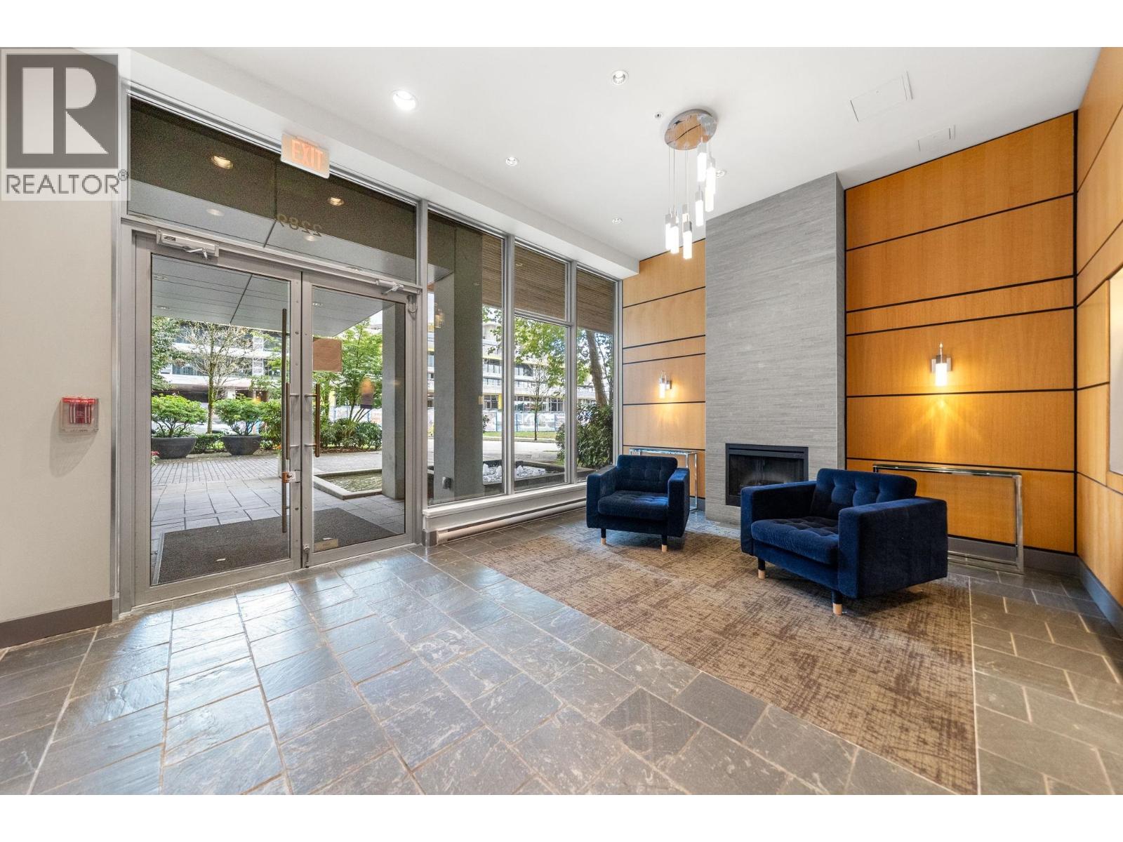 2601 2289 YUKON CRESCENT