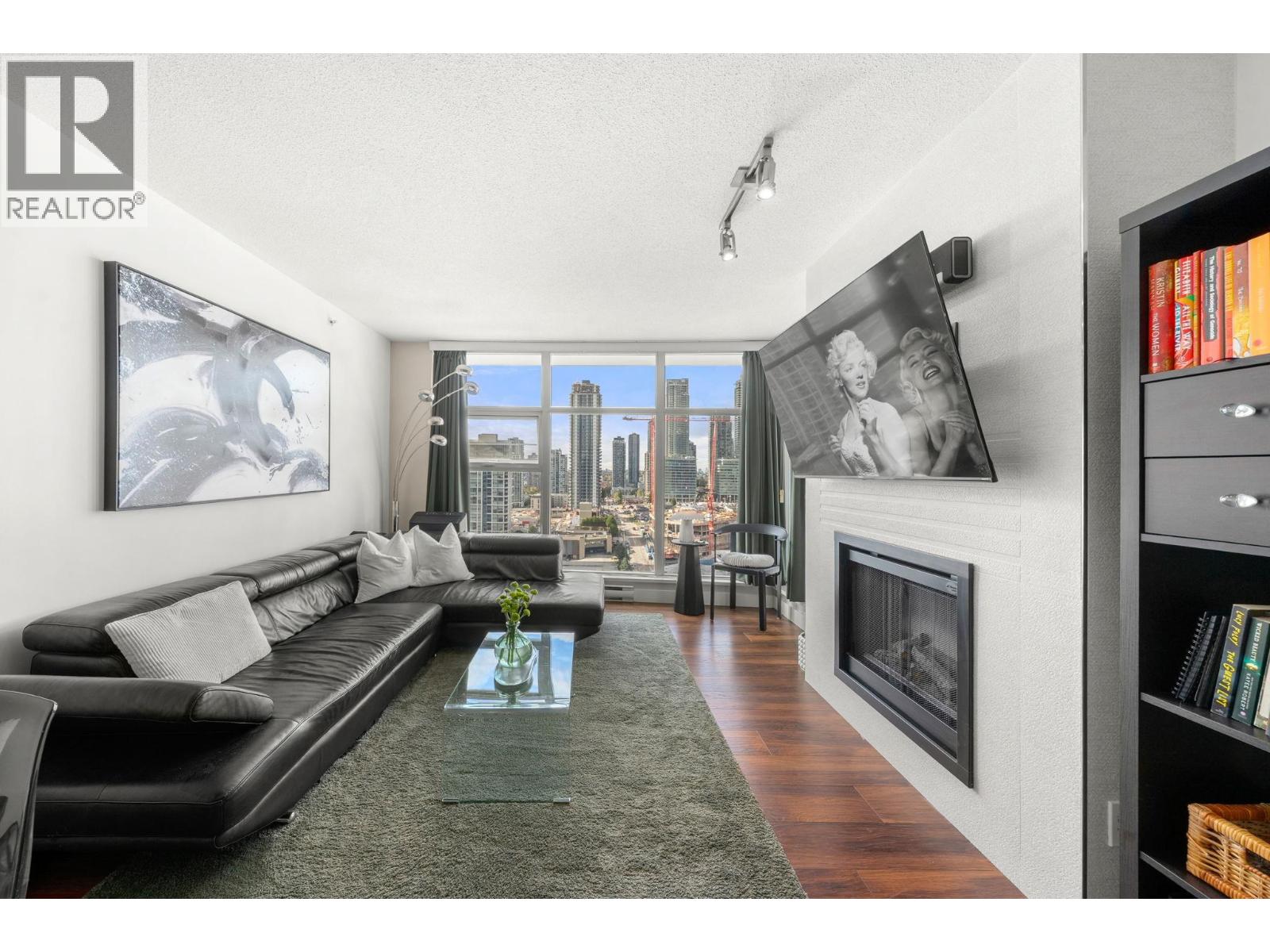 2601 2289 YUKON CRESCENT