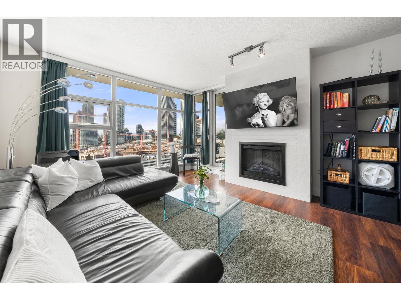 2601 2289 YUKON CRESCENT