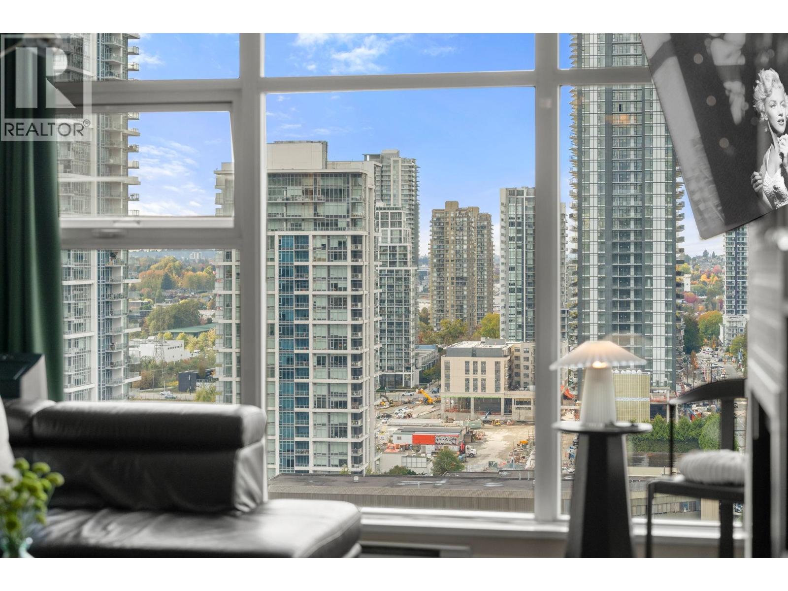 2601 2289 YUKON CRESCENT
