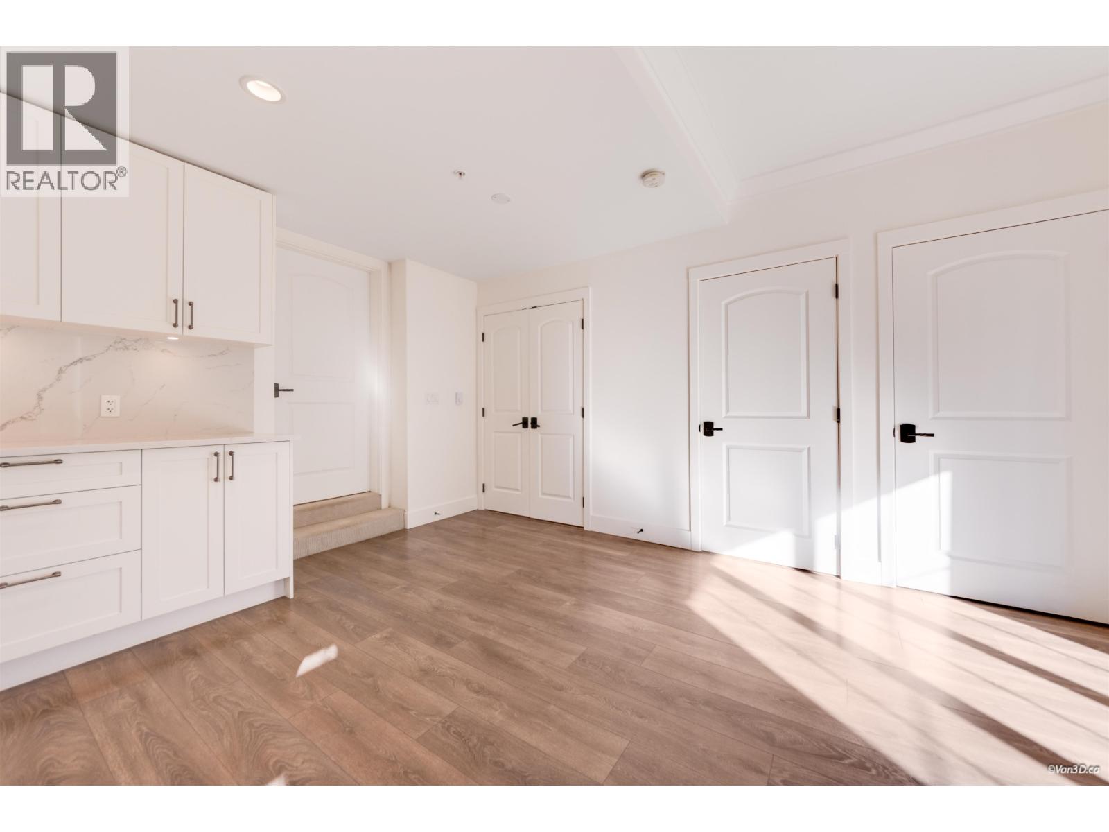 469 W 63 Avenue, Vancouver, British Columbia  V5X 2J3 - Photo 15 - R3176325