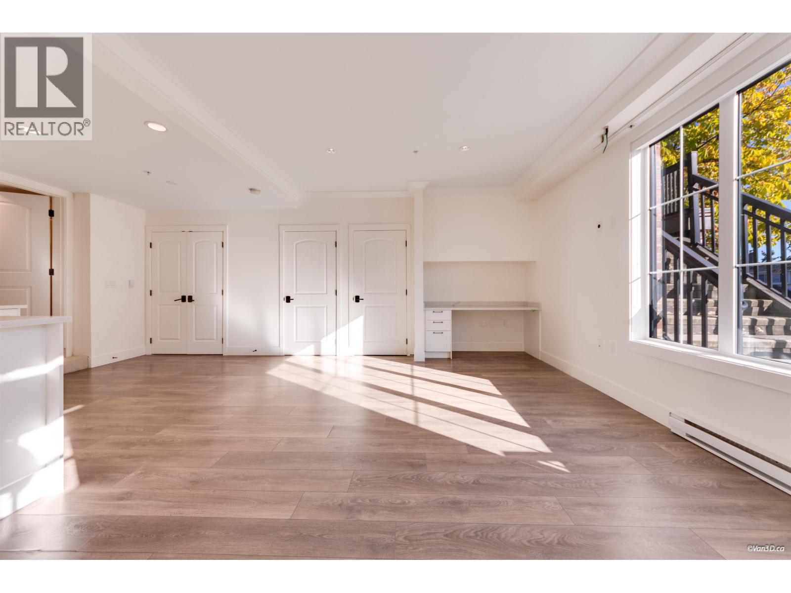469 W 63 Avenue, Vancouver, British Columbia  V5X 2J3 - Photo 5 - R3176325