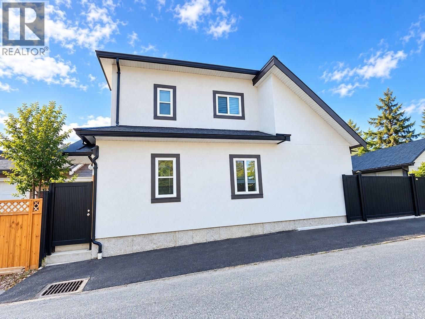 Up And Down 6560 Fleming Street, Vancouver, British Columbia  V5P 3H2 - Photo 11 - R3176343