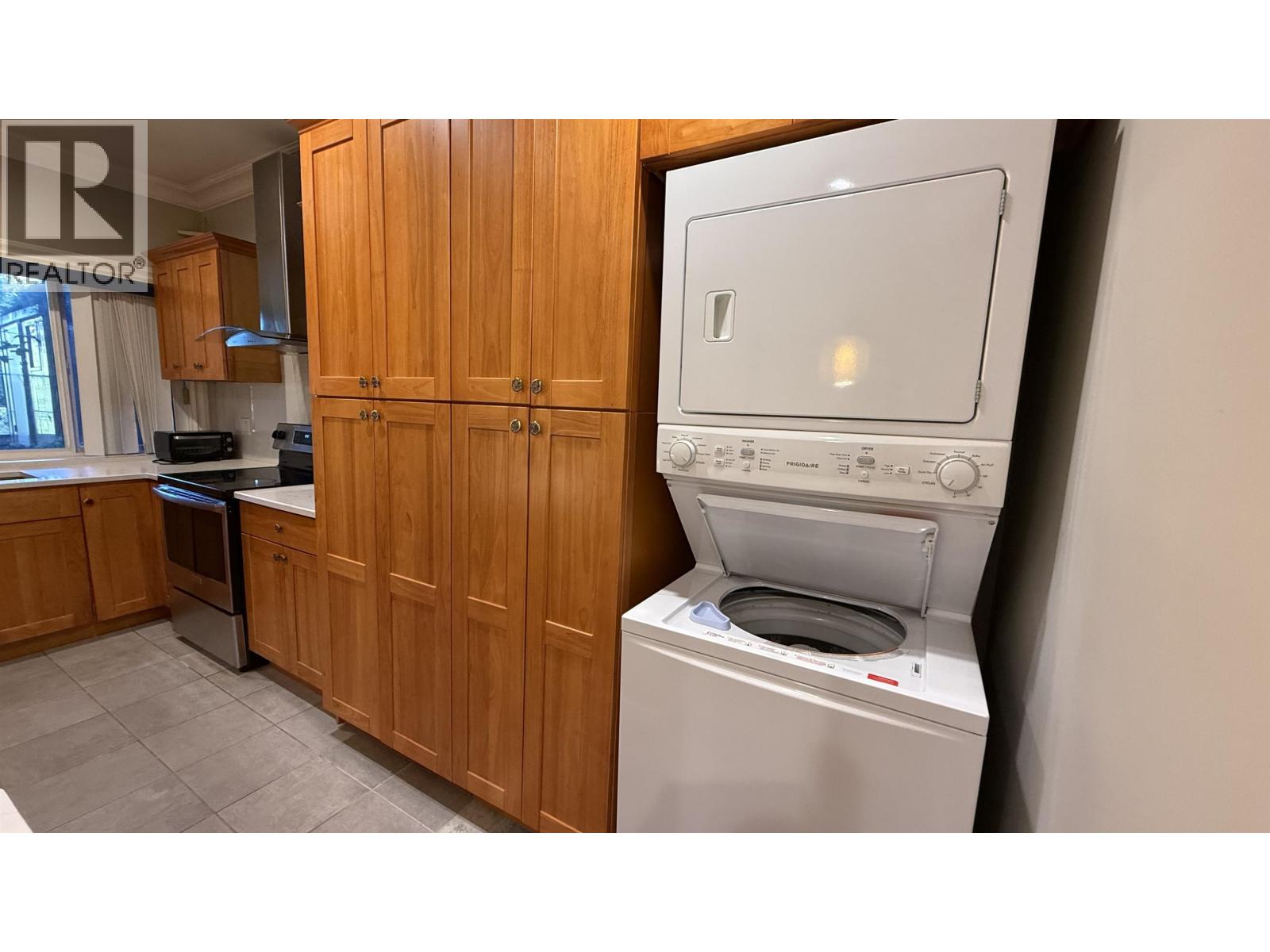 1 Bed Basement 7000 Burris Street, Burnaby, British Columbia  V5E 1Z1 - Photo 8 - R3176345