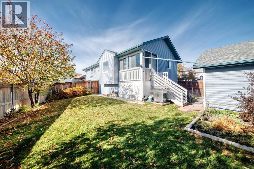 50 Coverton Close NE