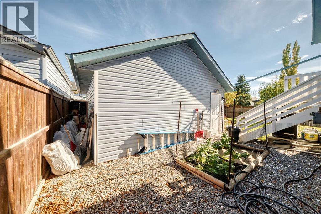 50 Coverton Close NE