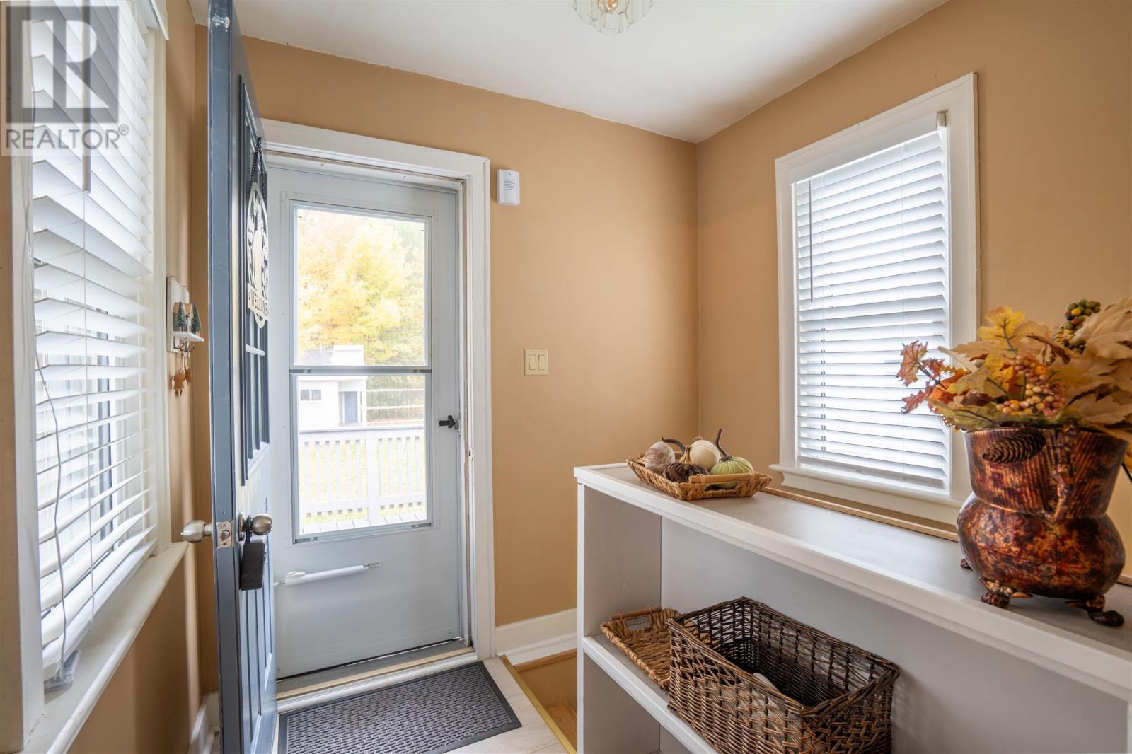 182 Lake St, Sault Ste. Marie, Ontario  P6A 4B1 - Photo 8 - SM262886