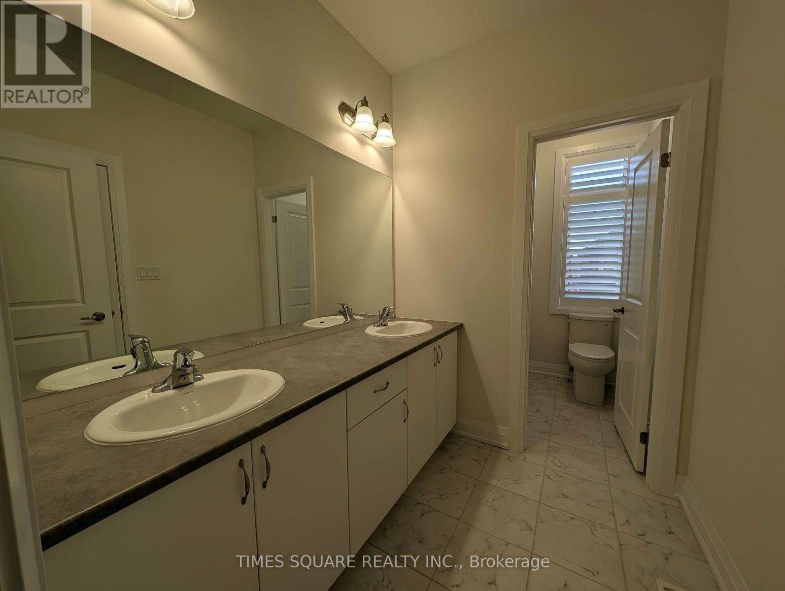 24 Walter Clifford Nesbitt Drive, Whitby, Ontario  L1P 0G5 - Photo 32 - E13656066