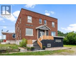 11 ALBERT STREET, Laurentian Hills, Ontario