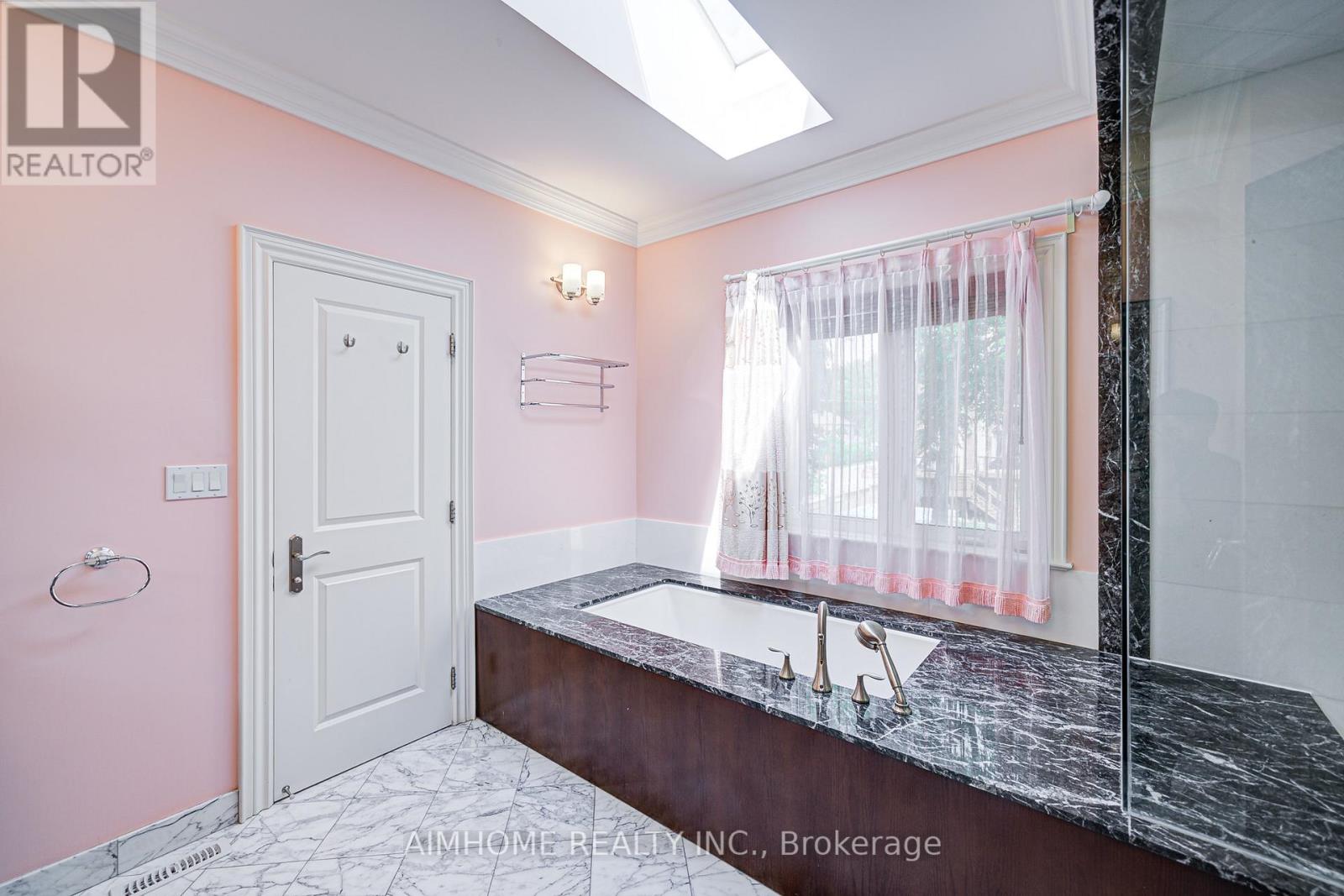 208 Florance Avenue, Toronto (Newtonbrook West), Ontario  M2N 1G4 - Photo 22 - C14090218