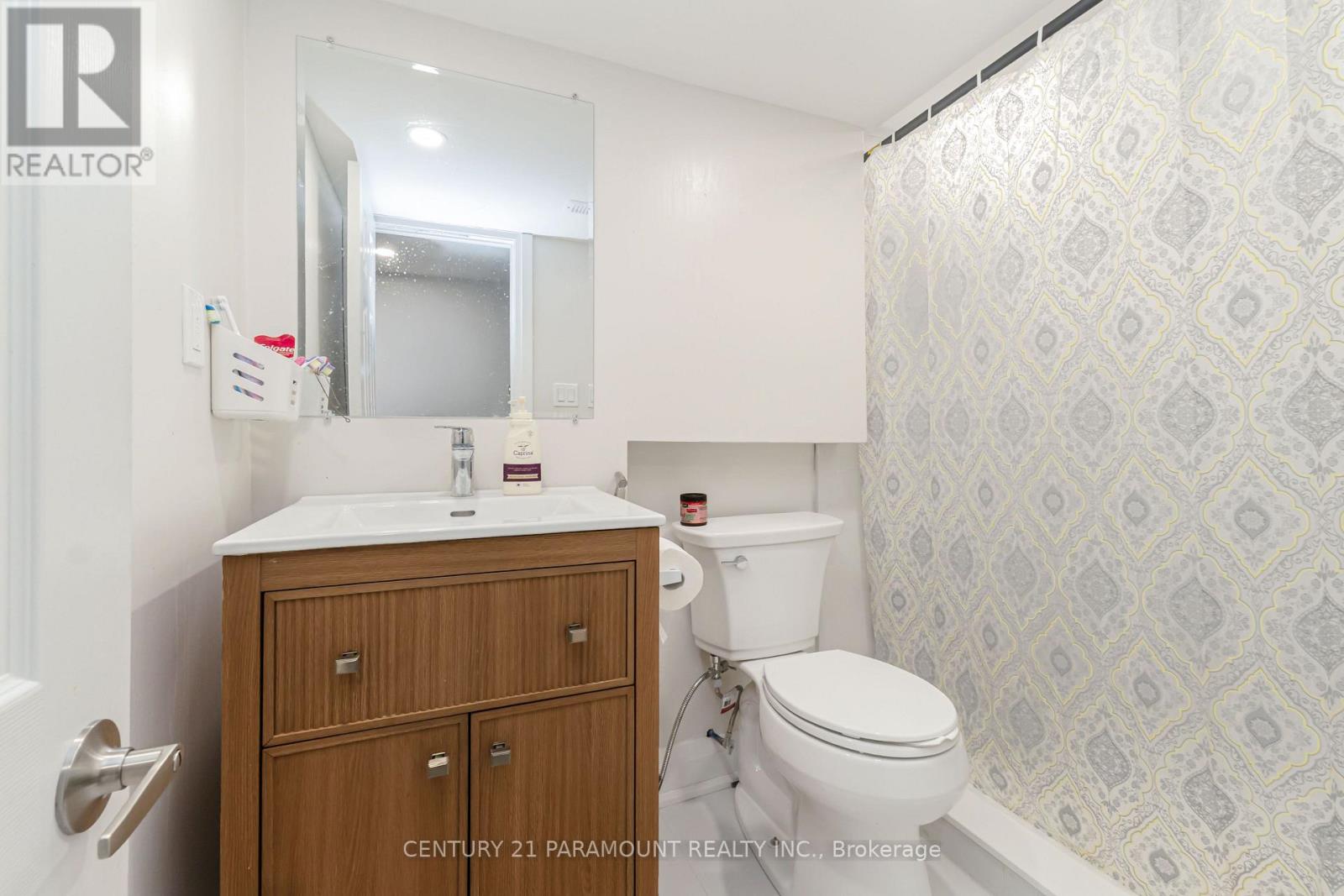 8 Waterfield Drive, Toronto (Bendale), Ontario  M1P 3W5 - Photo 31 - E14090258