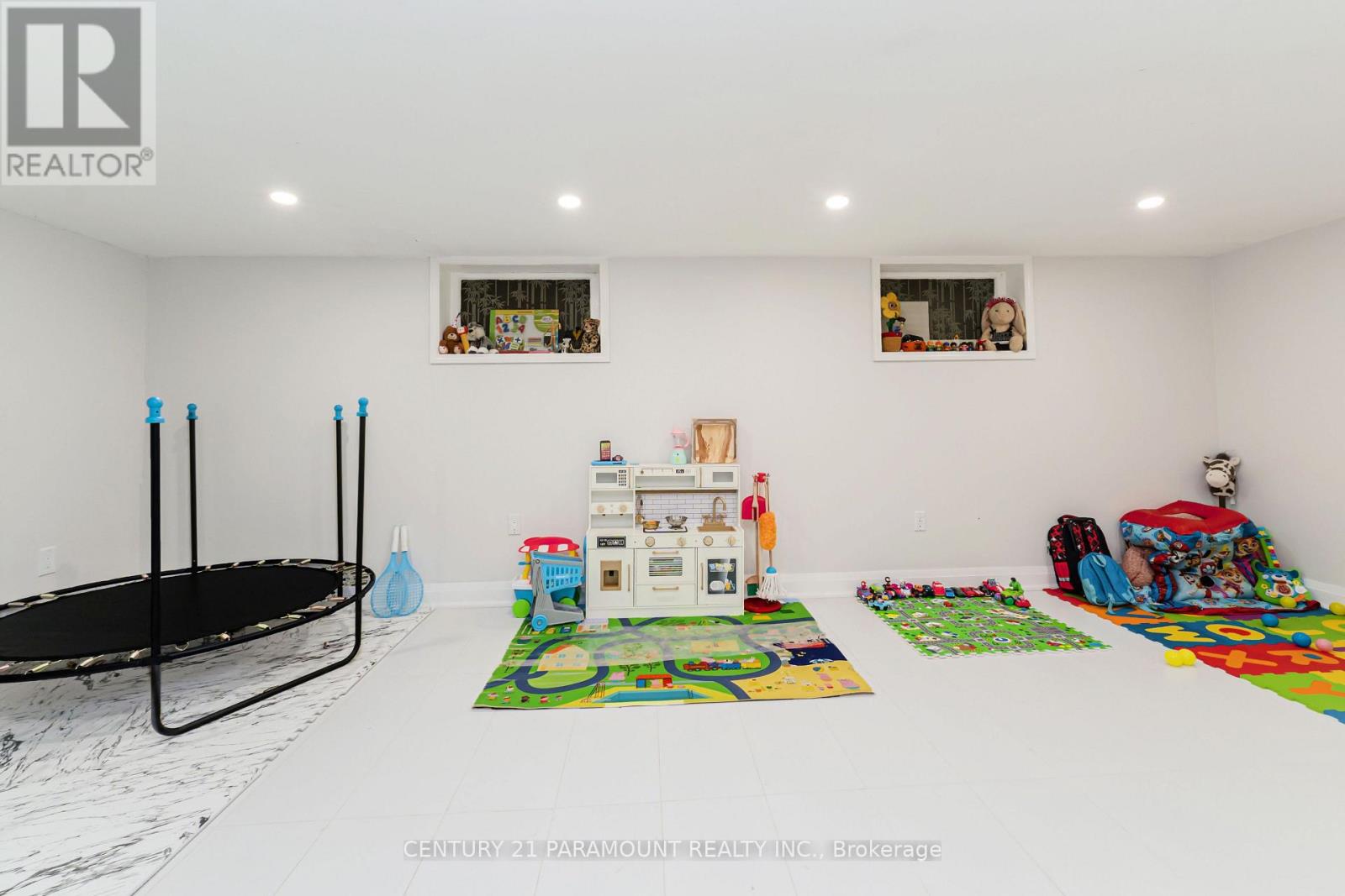 8 Waterfield Drive, Toronto (Bendale), Ontario  M1P 3W5 - Photo 38 - E14090258