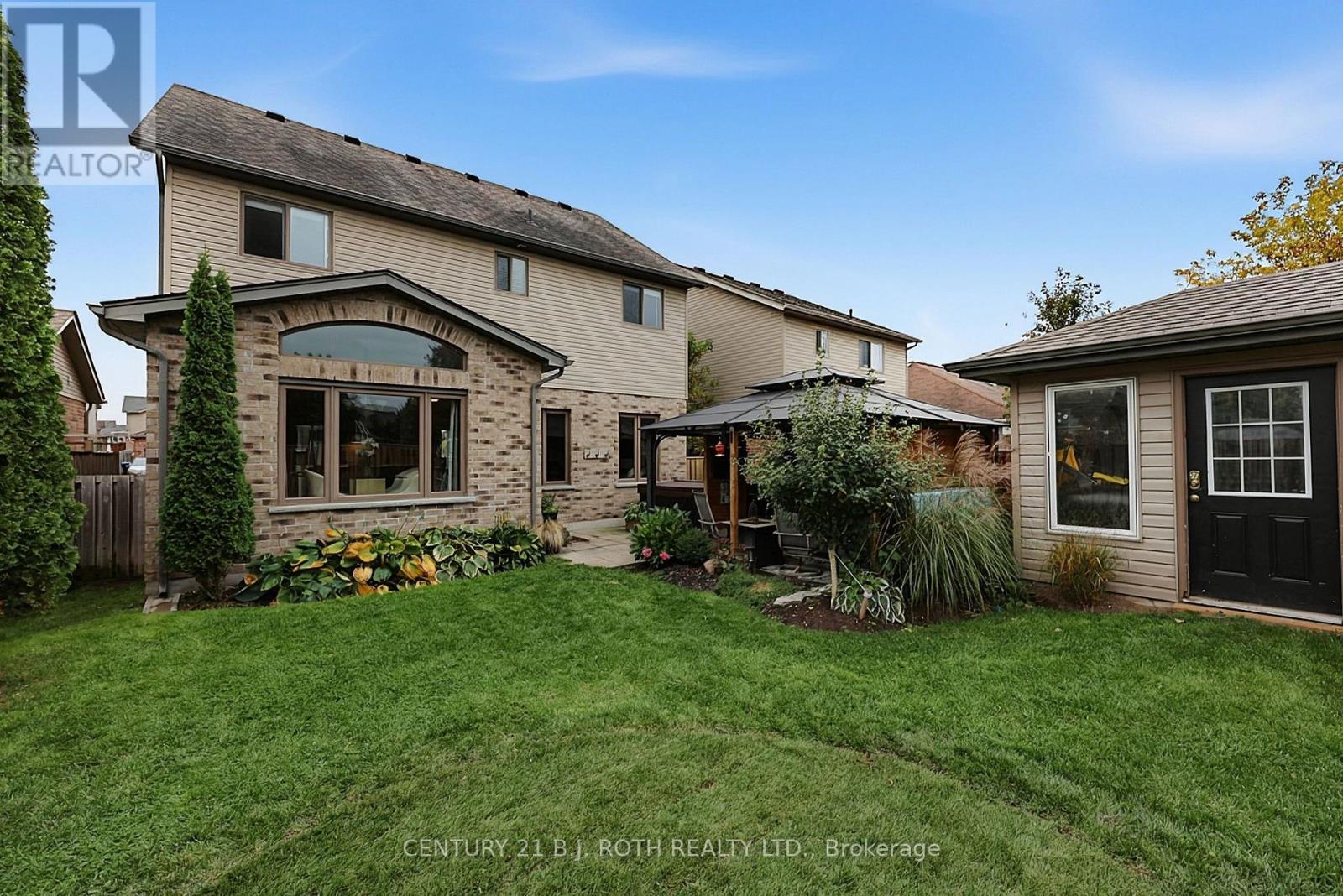 118 Mike Hart Drive, Essa (Angus), Ontario  L0M 1B6 - Photo 39 - N14090228
