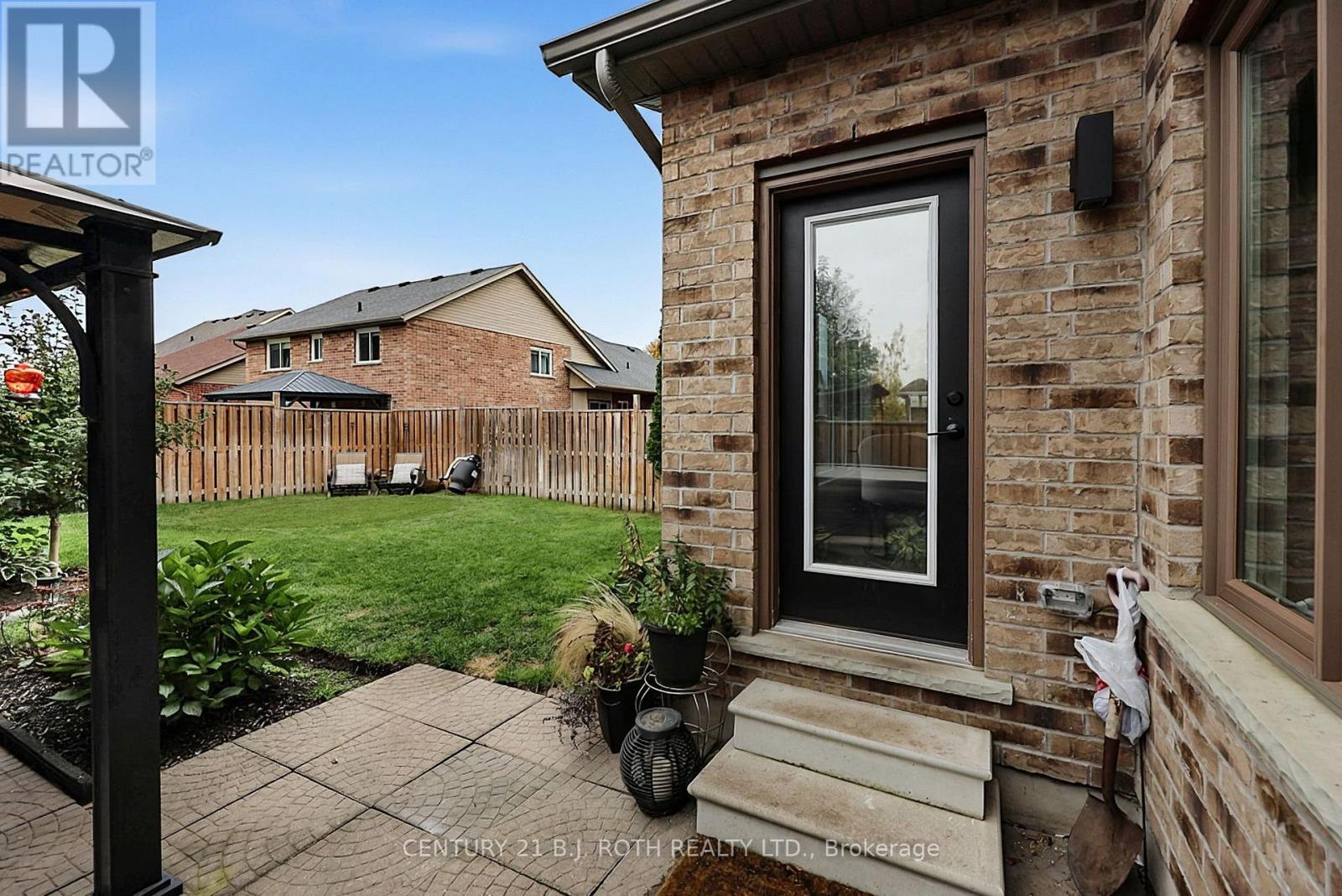 118 Mike Hart Drive, Essa (Angus), Ontario  L0M 1B6 - Photo 44 - N14090228