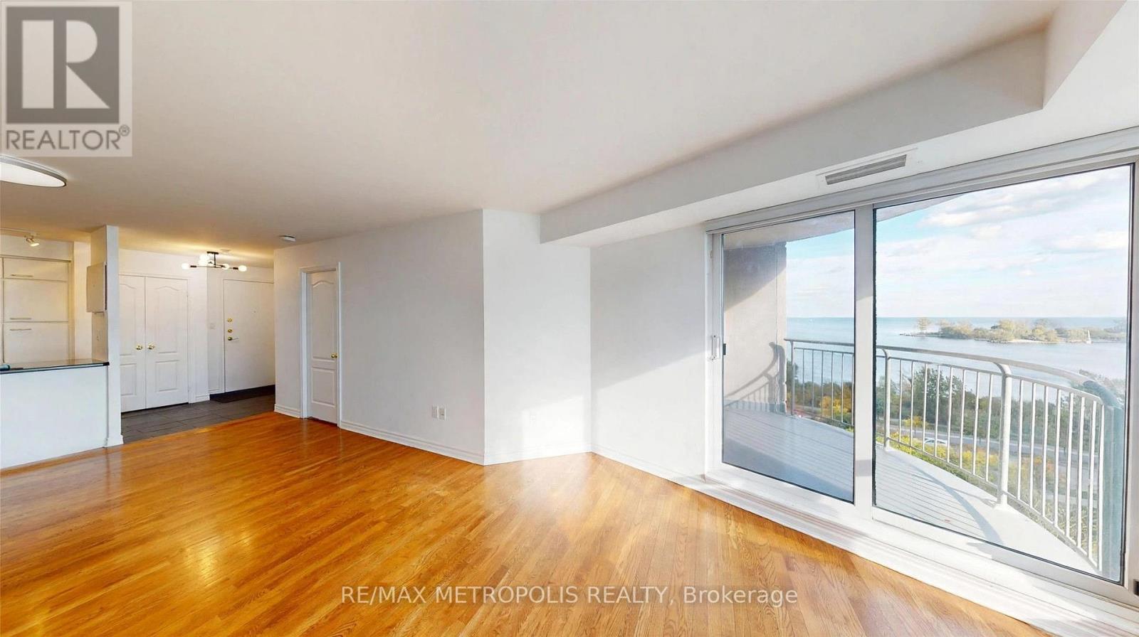 816 - 2111 Lake Shore Boulevard W, Toronto, Ontario M8V 4B2 - Photo 11 - W13885038