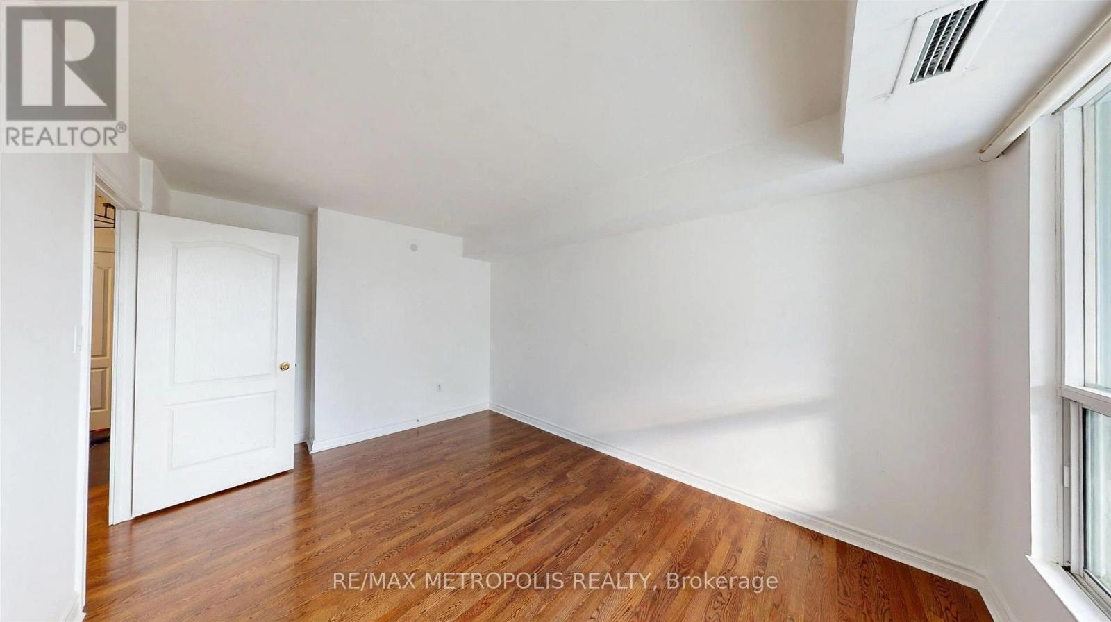 816 - 2111 Lake Shore Boulevard W, Toronto, Ontario M8V 4B2 - Photo 22 - W13885038