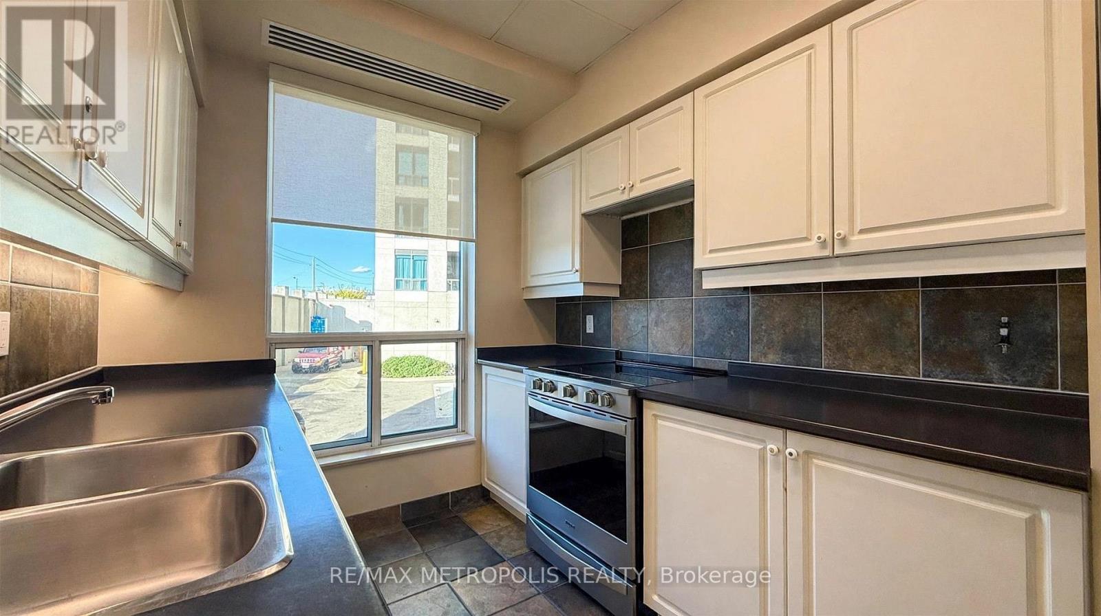 816 - 2111 Lake Shore Boulevard W, Toronto, Ontario M8V 4B2 - Photo 44 - W13885038