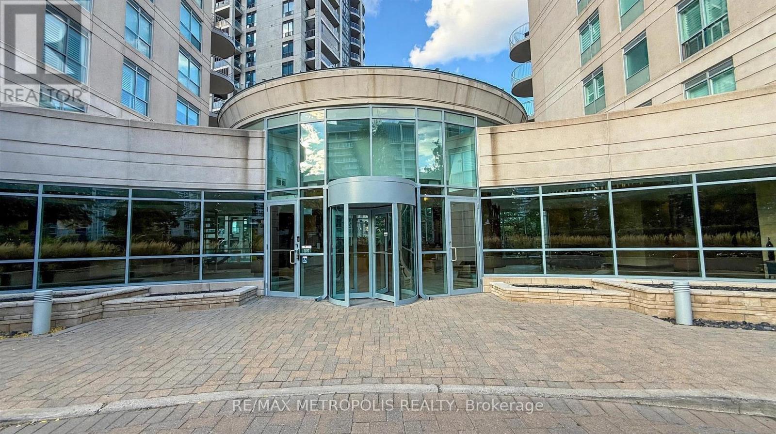 816 - 2111 Lake Shore Boulevard W, Toronto, Ontario M8V 4B2 - Photo 3 - W13885038