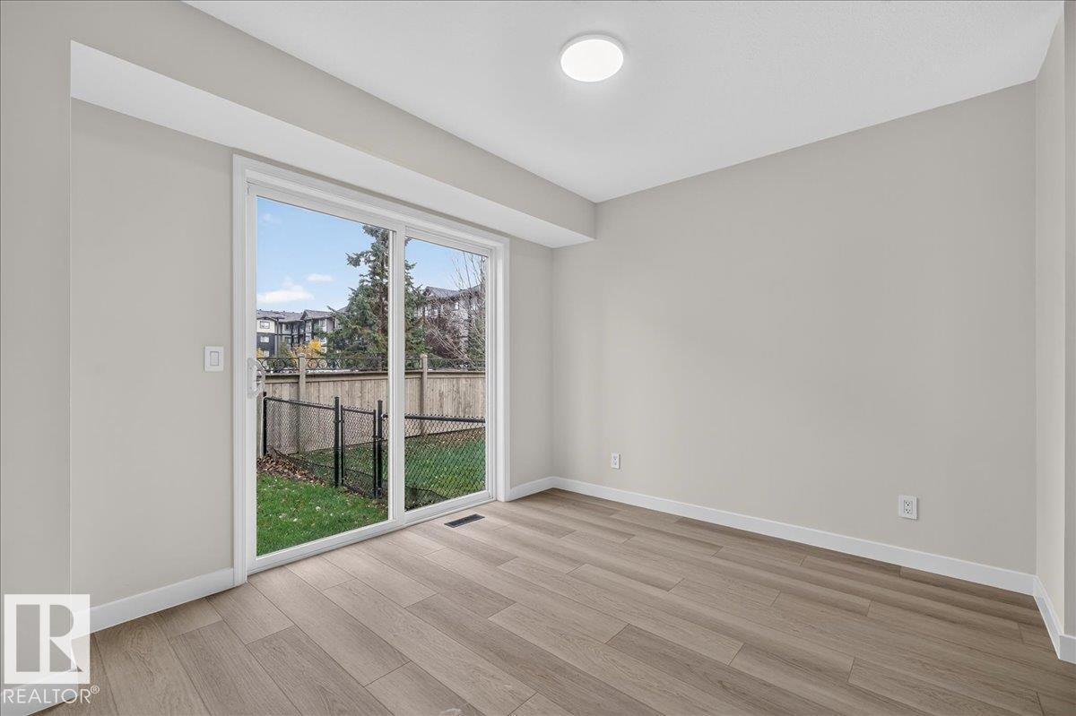 #49 1128 156 ST NW