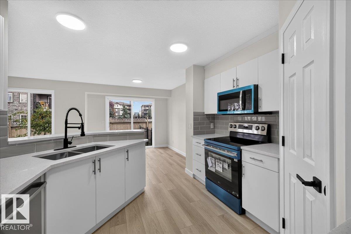 #49 1128 156 ST NW