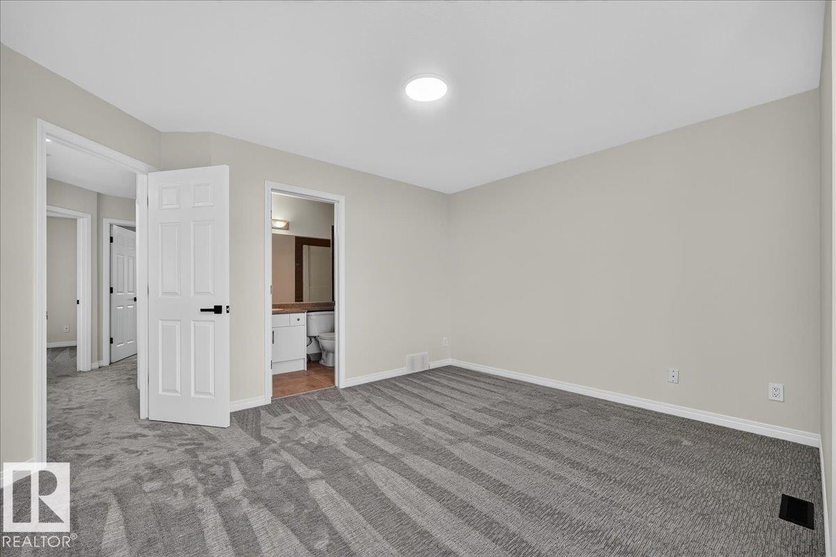 #49 1128 156 ST NW