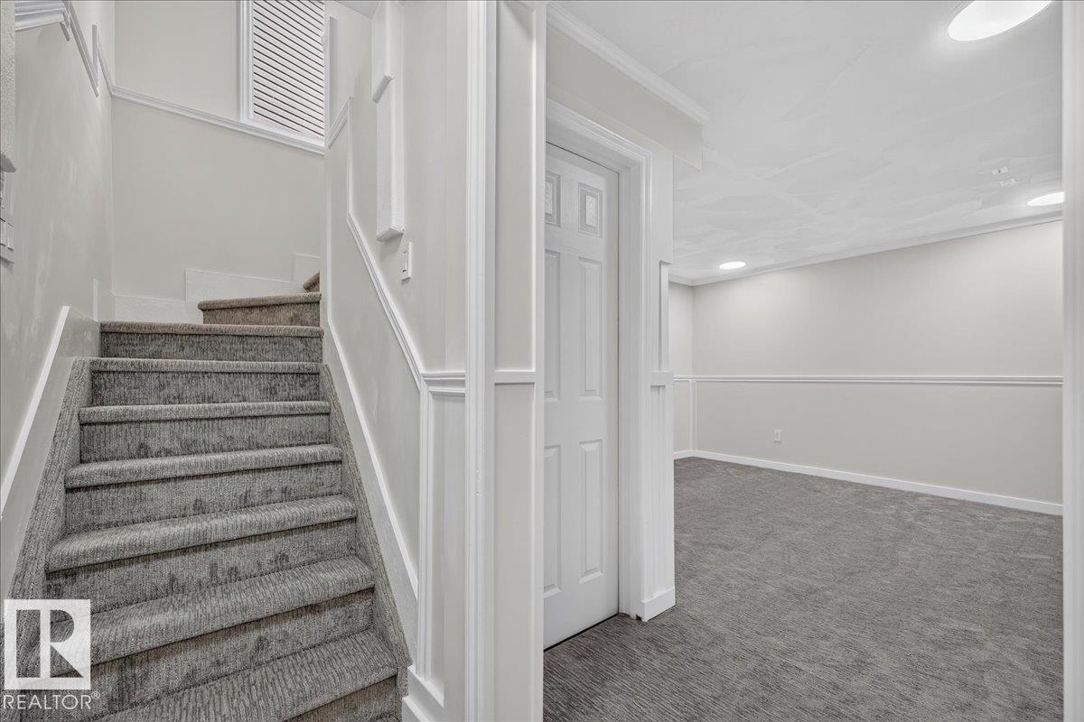 #49 1128 156 ST NW