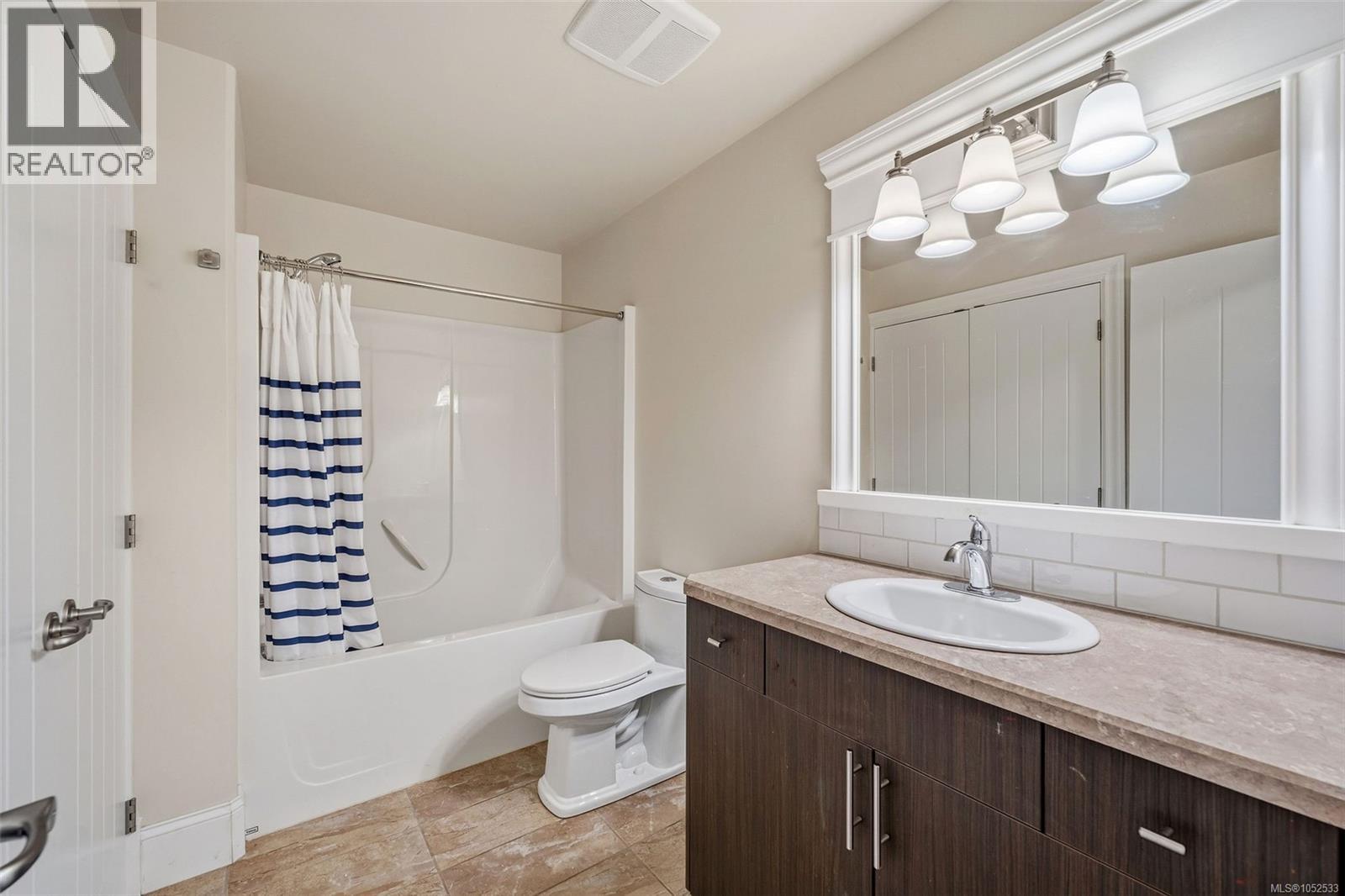 3676 Monterey Dr