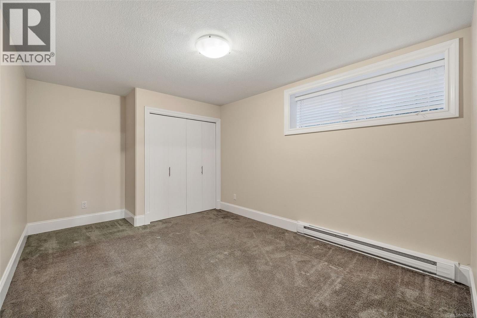 3676 Monterey Dr
