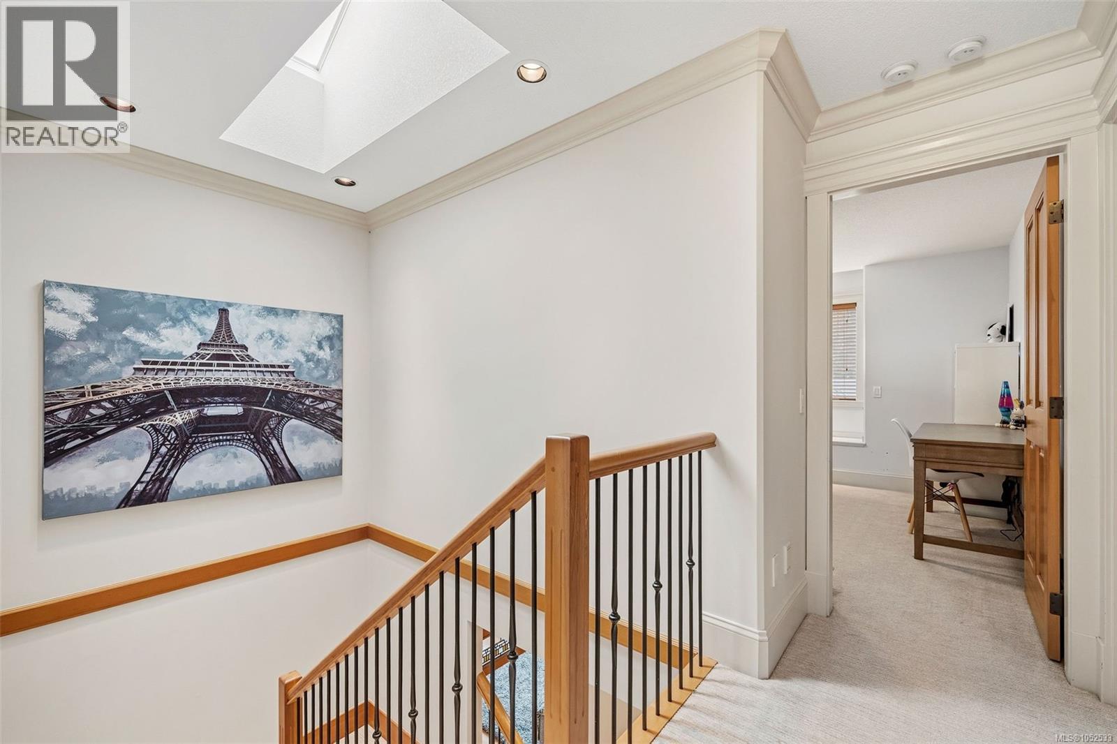3676 Monterey Dr