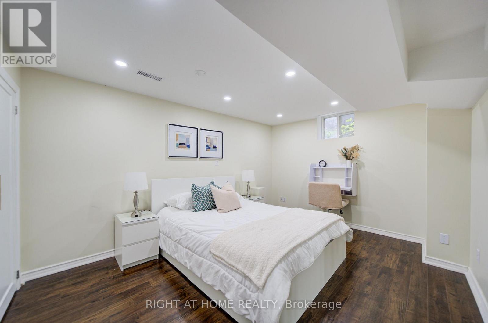 81 Old Colony Road, Richmond Hill, Ontario  L4E 3X2 - Photo 37 - N14084920