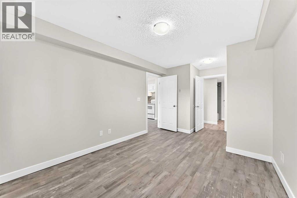 4118, 403 Mackenzie Way SW