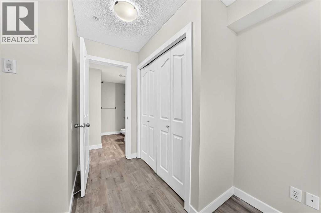 4118, 403 Mackenzie Way SW