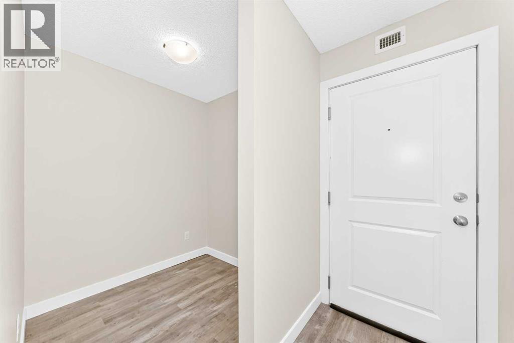 4118, 403 Mackenzie Way SW