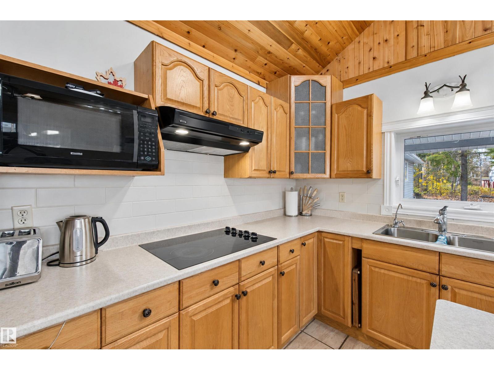 9 HAZEL