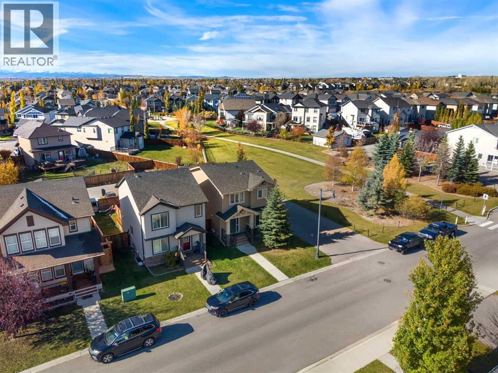 116 Drake Landing Loop
