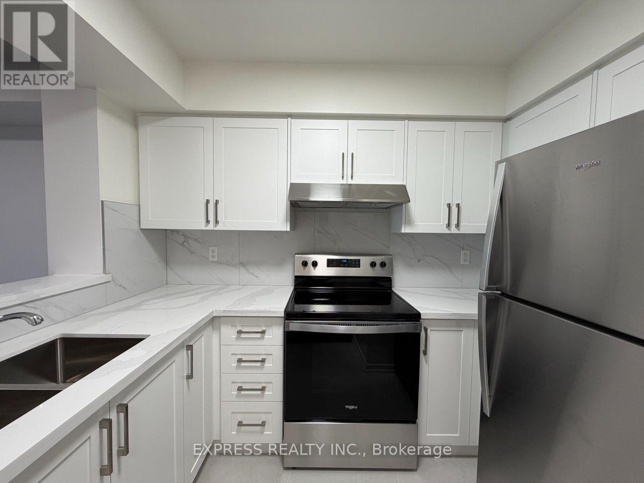 301 - 18 Hillcrest Avenue, Toronto, Ontario  M2N 6T5 - Photo 2 - C14090336