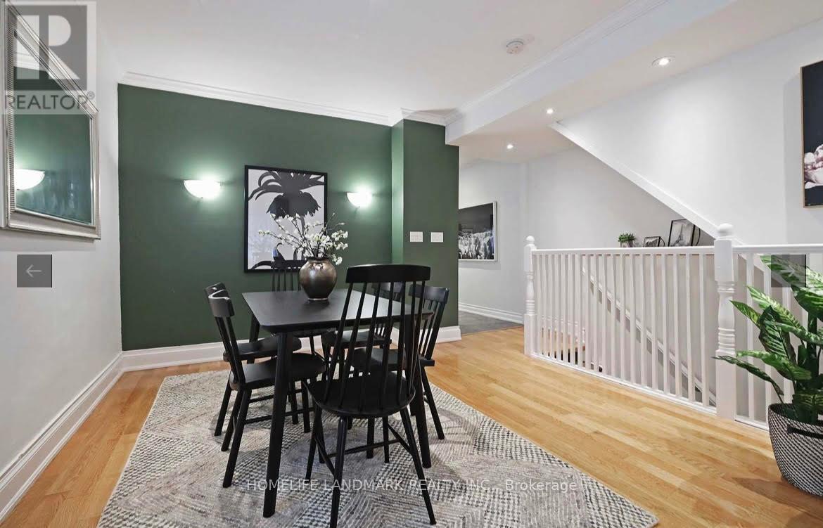 98 Hastings Avenue, Toronto, Ontario  M4L 2L2 - Photo 9 - E14090320