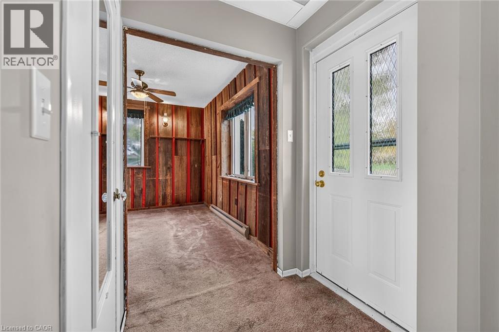 376 Rock Chapel Road, Dundas, Ontario  L9H 5E2 - Photo 4 - 40871084